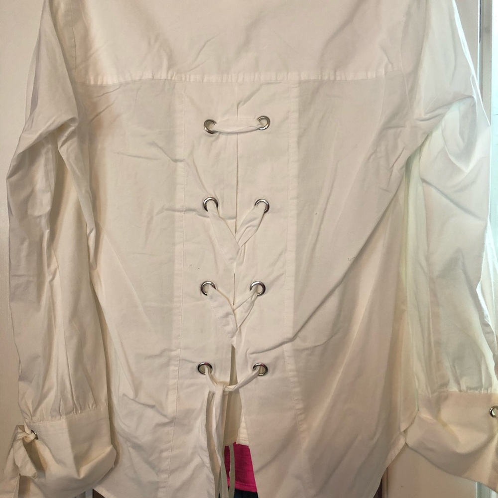 Women’s size M cotton long sleeved button shirt